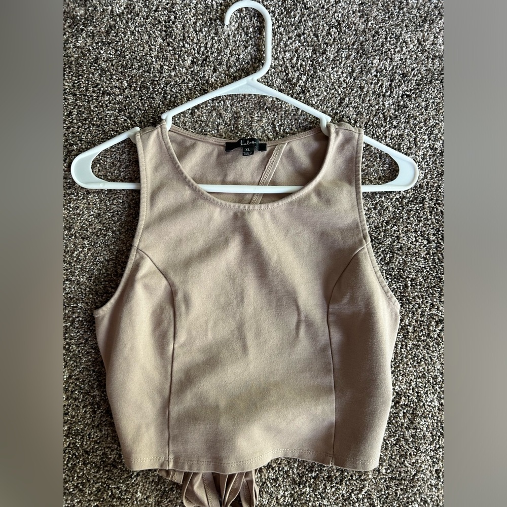 Lulu cropped tie back tank